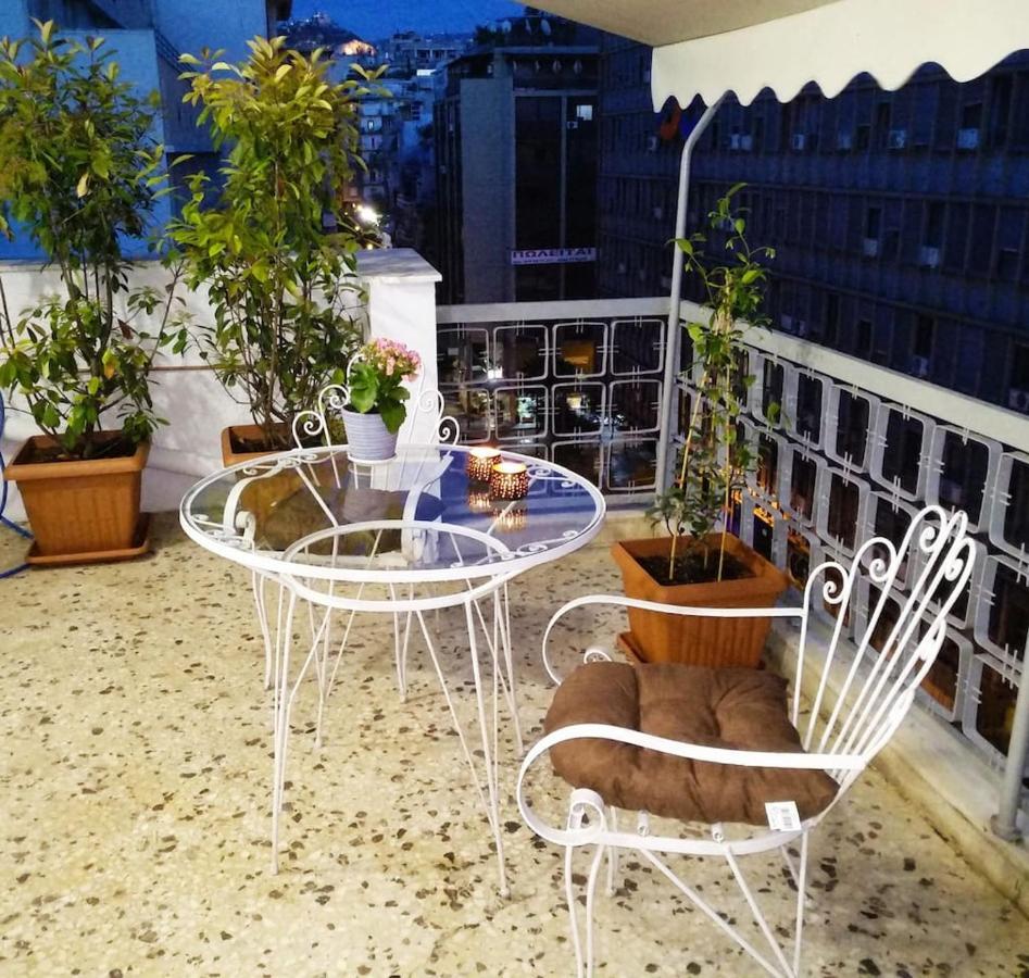 Athena's Home, Sunny Balkony 100m From Metro! * Atina